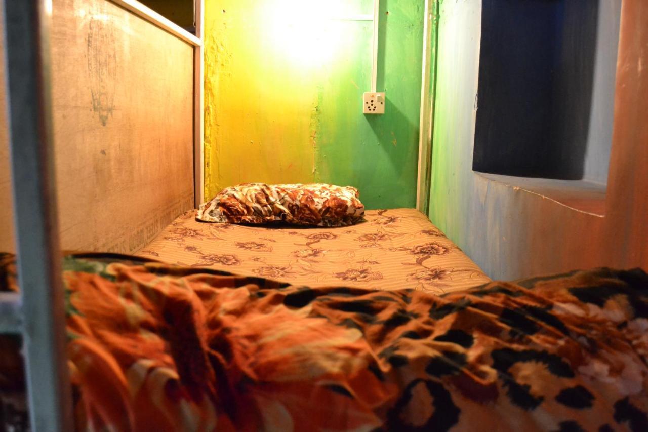 Fireflies Hostel Kathmandu Ngoại thất bức ảnh