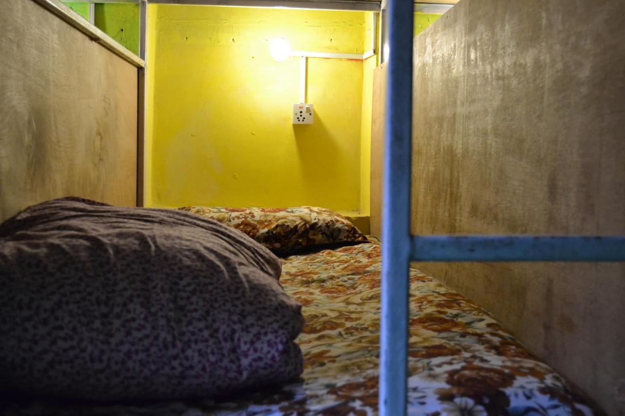 Fireflies Hostel Kathmandu Ngoại thất bức ảnh