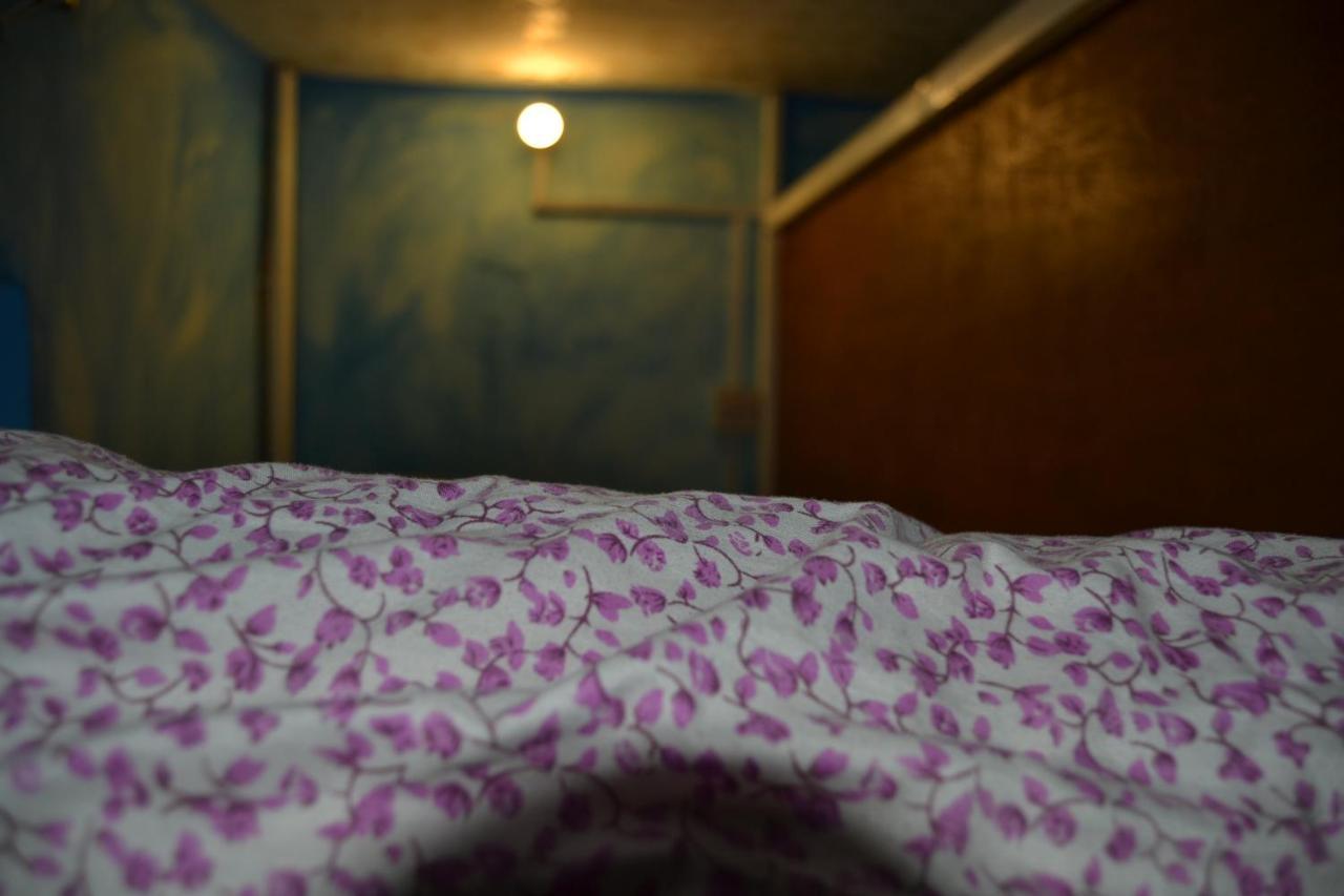 Fireflies Hostel Kathmandu Ngoại thất bức ảnh