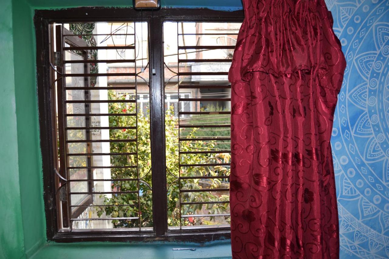 Fireflies Hostel Kathmandu Ngoại thất bức ảnh