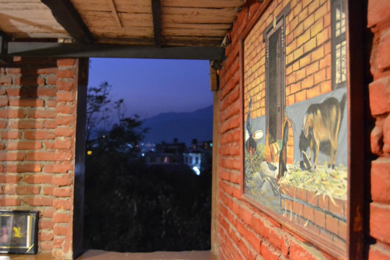 Fireflies Hostel Kathmandu Ngoại thất bức ảnh