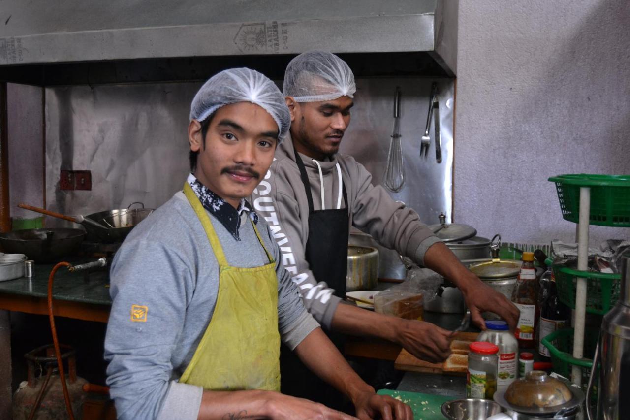Fireflies Hostel Kathmandu Ngoại thất bức ảnh