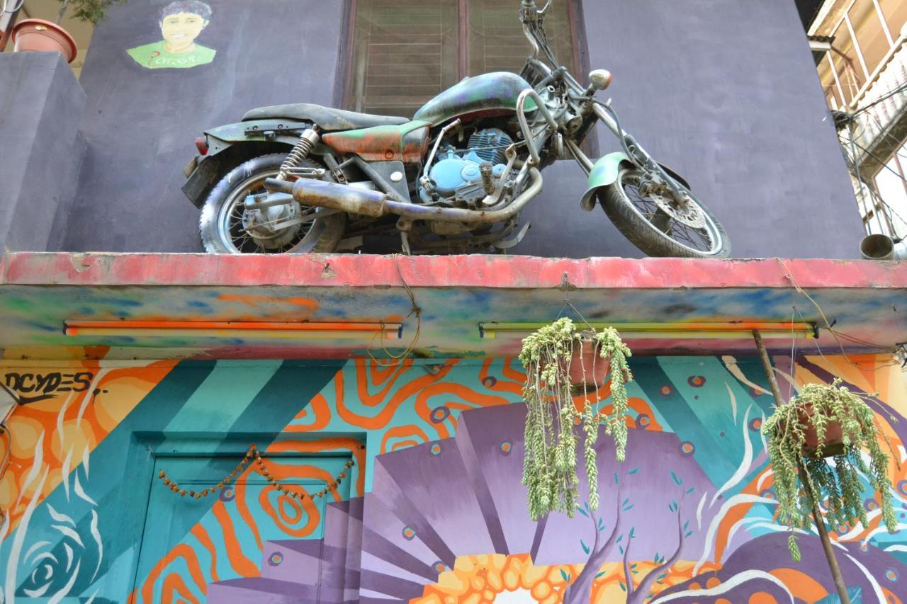 Fireflies Hostel Kathmandu Ngoại thất bức ảnh